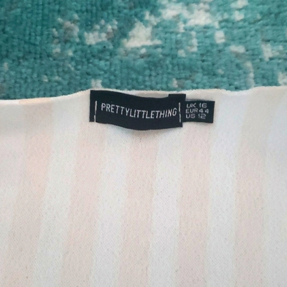 PrettyLittleThing Peach Striped Top - Picture 3 of 3